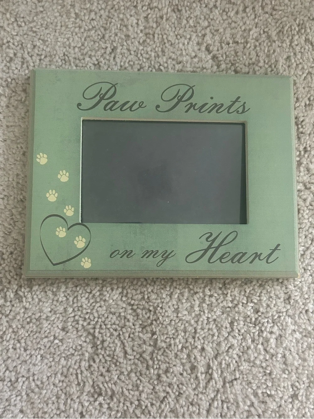Green 'Paw Prints on My Heart' Decorative Photo Frame
